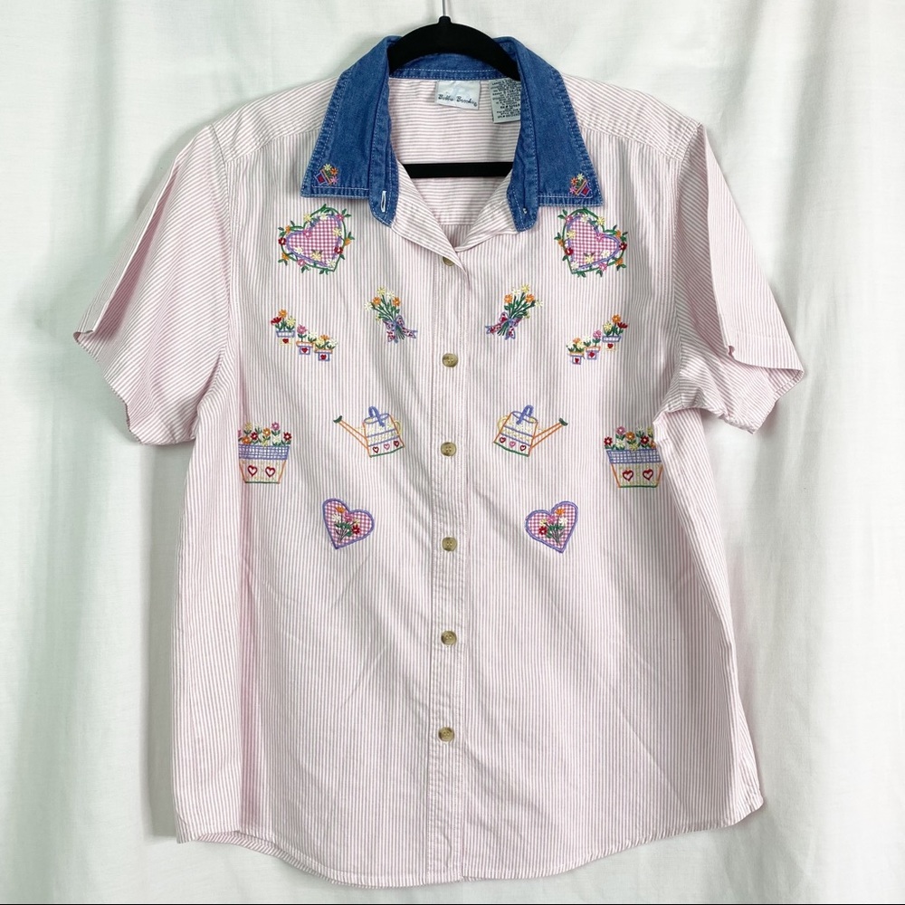 Vintage 90’s Pastel Pink Stripe Button Up Camp Shirt Cottagecore Lg